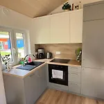 Tinyhouse Frida Moderne & Stilvolle Auszeit Am & Ruhe In Mecklenburgische Seenplatte Klima, Grill * Stuer