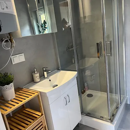 Tinyhouse Frida Moderne & Stilvolle Auszeit Am & Ruhe In Mecklenburgische Seenplatte Klima, Grill *