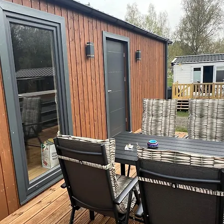 Tinyhouse Frida &ndash Stilvolle Auszeit Am & Ruhe In Mecklenburgische Seenplatte Hébergement de vacances Stuer